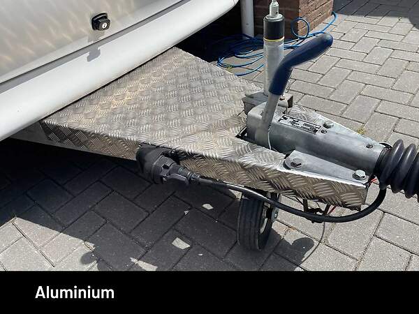 Aluminium caravan