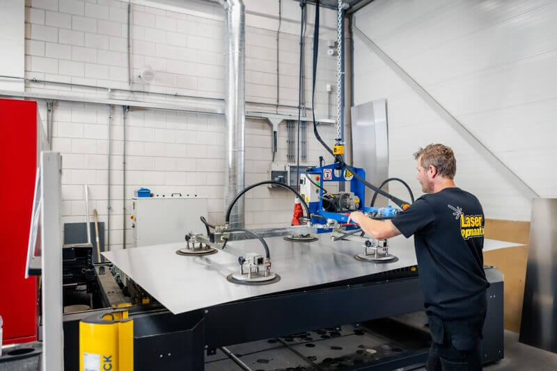 LOM Laser op maat web 9